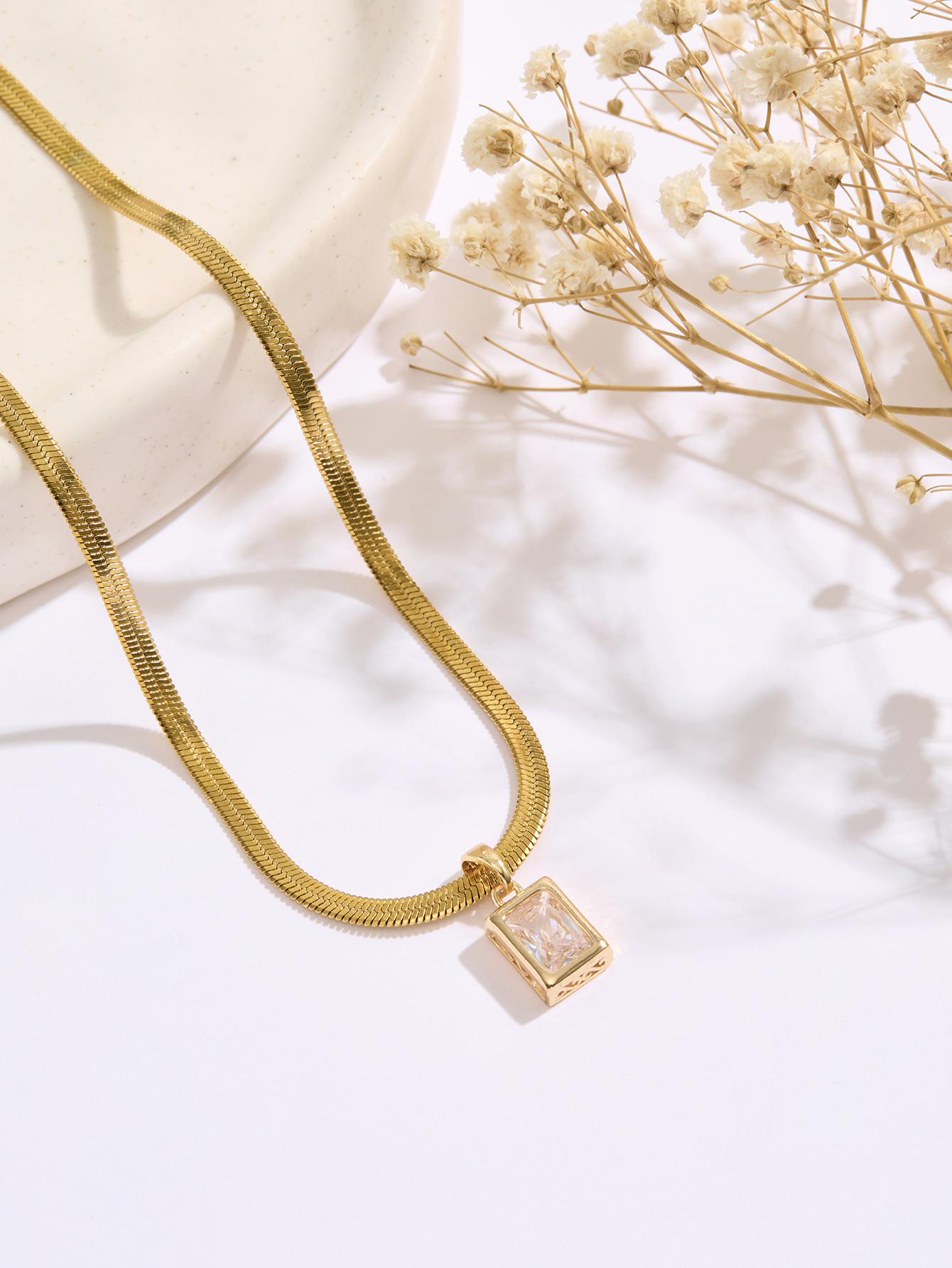 Stainless Steel Cubic Zirconia Rectangle Pendant Necklace for Women Daily Decoration 1 Piece