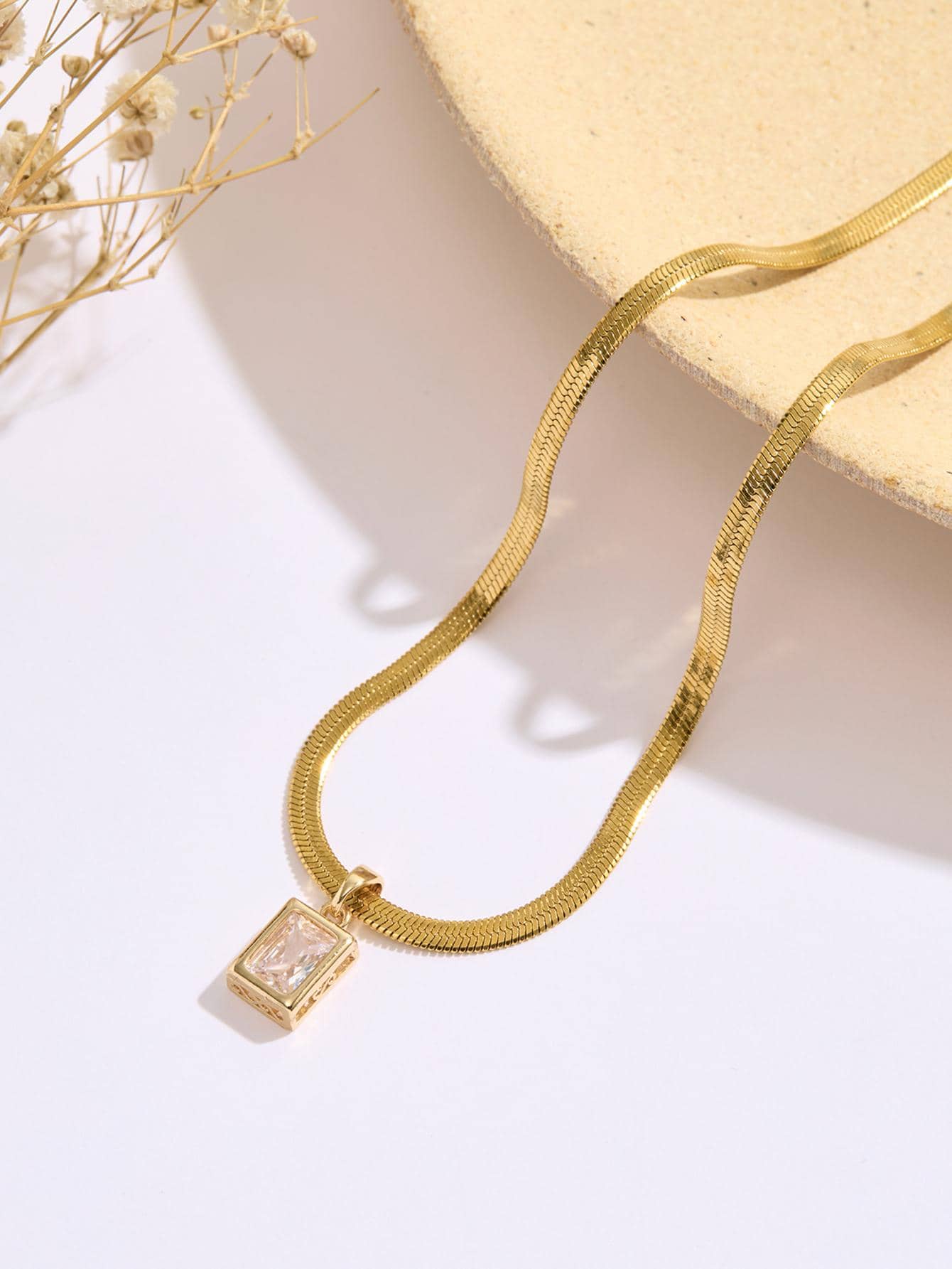 Stainless Steel Cubic Zirconia Rectangle Pendant Necklace for Women Daily Decoration 1 Piece