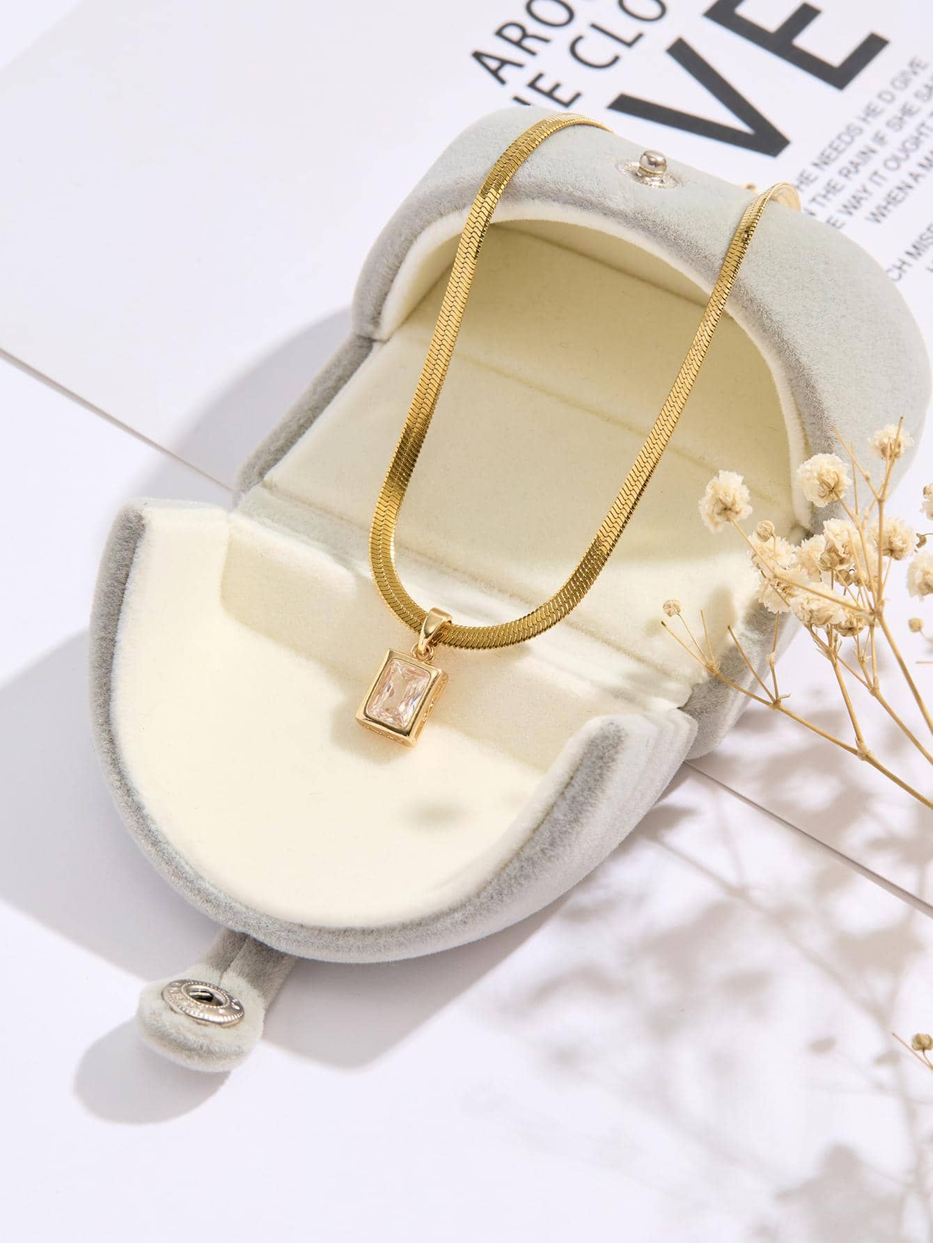 Stainless Steel Cubic Zirconia Rectangle Pendant Necklace for Women Daily Decoration 1 Piece