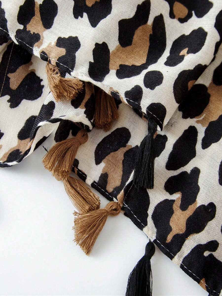 Simple Bohemian Leopard Pattern Sun Protection Scarf for Women One Piece Fashion Silk Scarf with Tassels Accessories for Women