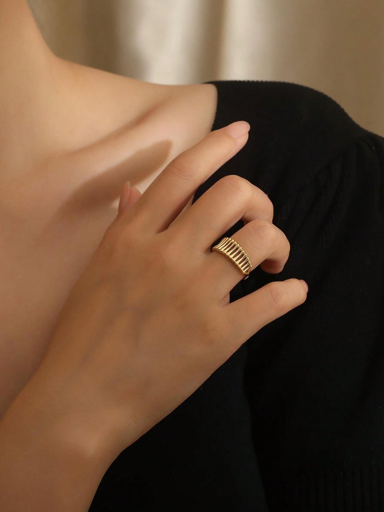 Unusual Fantasy Ring Stainless Steel Adjustable Ring for Women One Piece