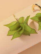 Flower drop earrings