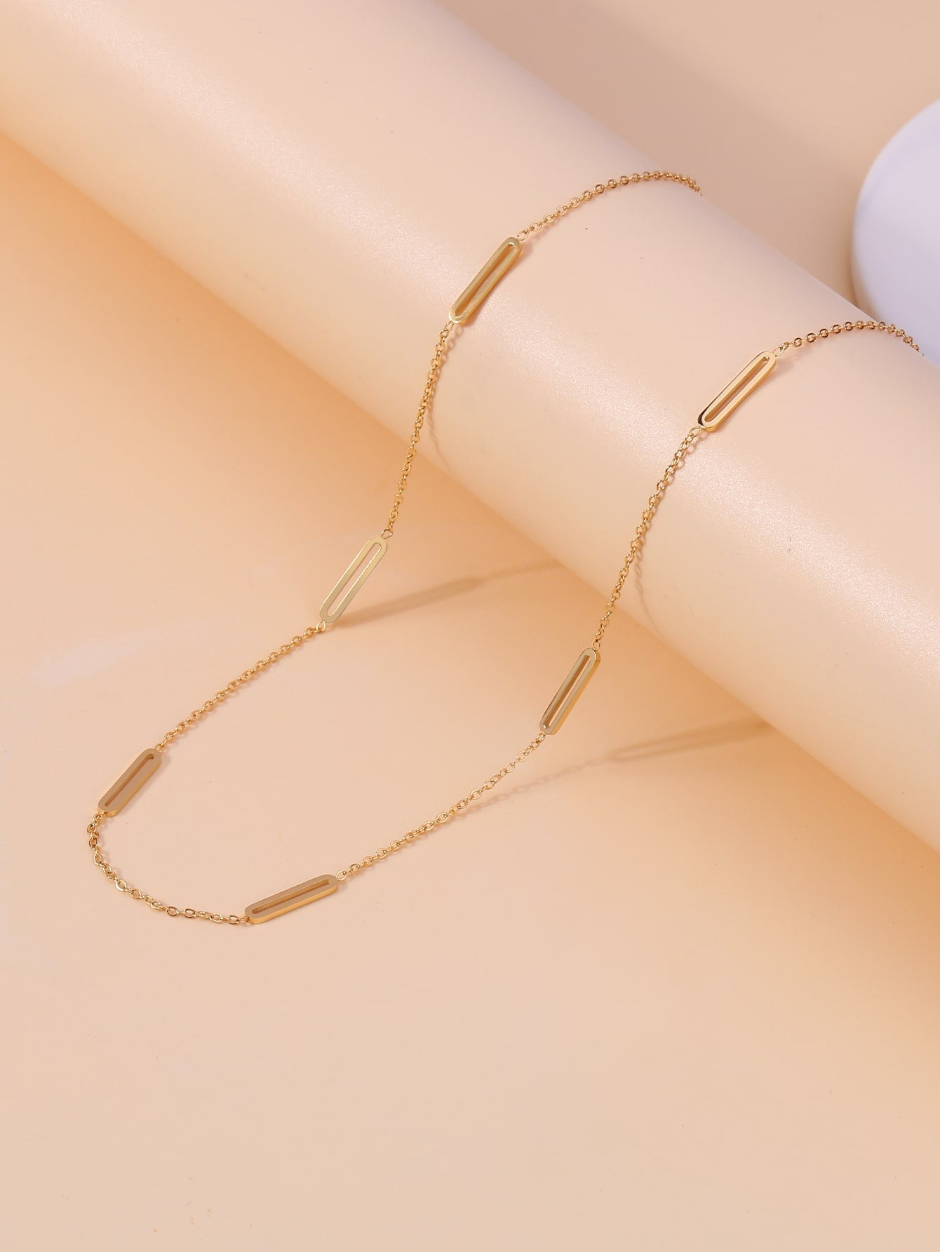 Geometric necklace