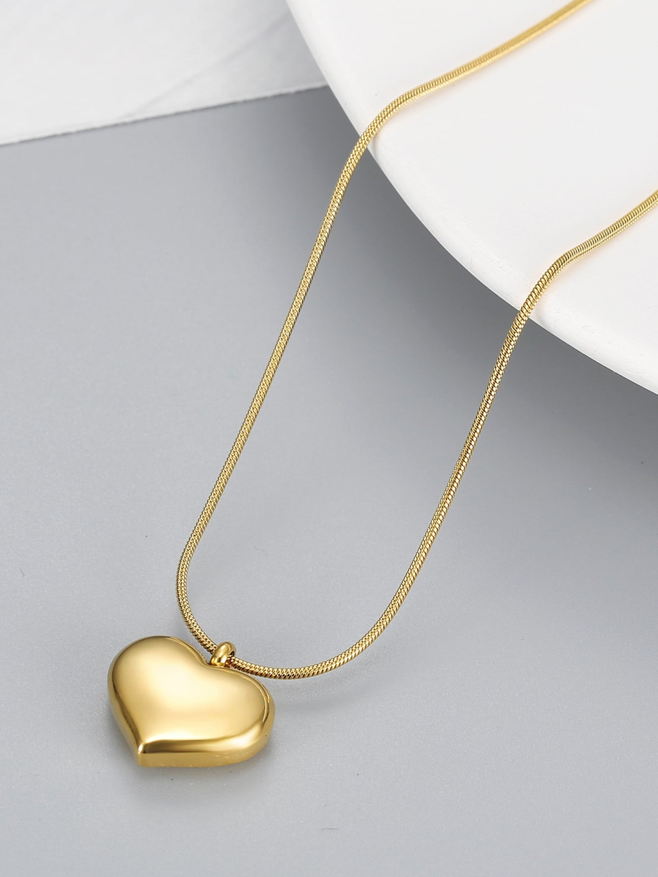 Gorgeous Women's 18K Gold Plated Stainless Steel Soft Peach Heart Pendant Necklace Best Friend Party Gifts