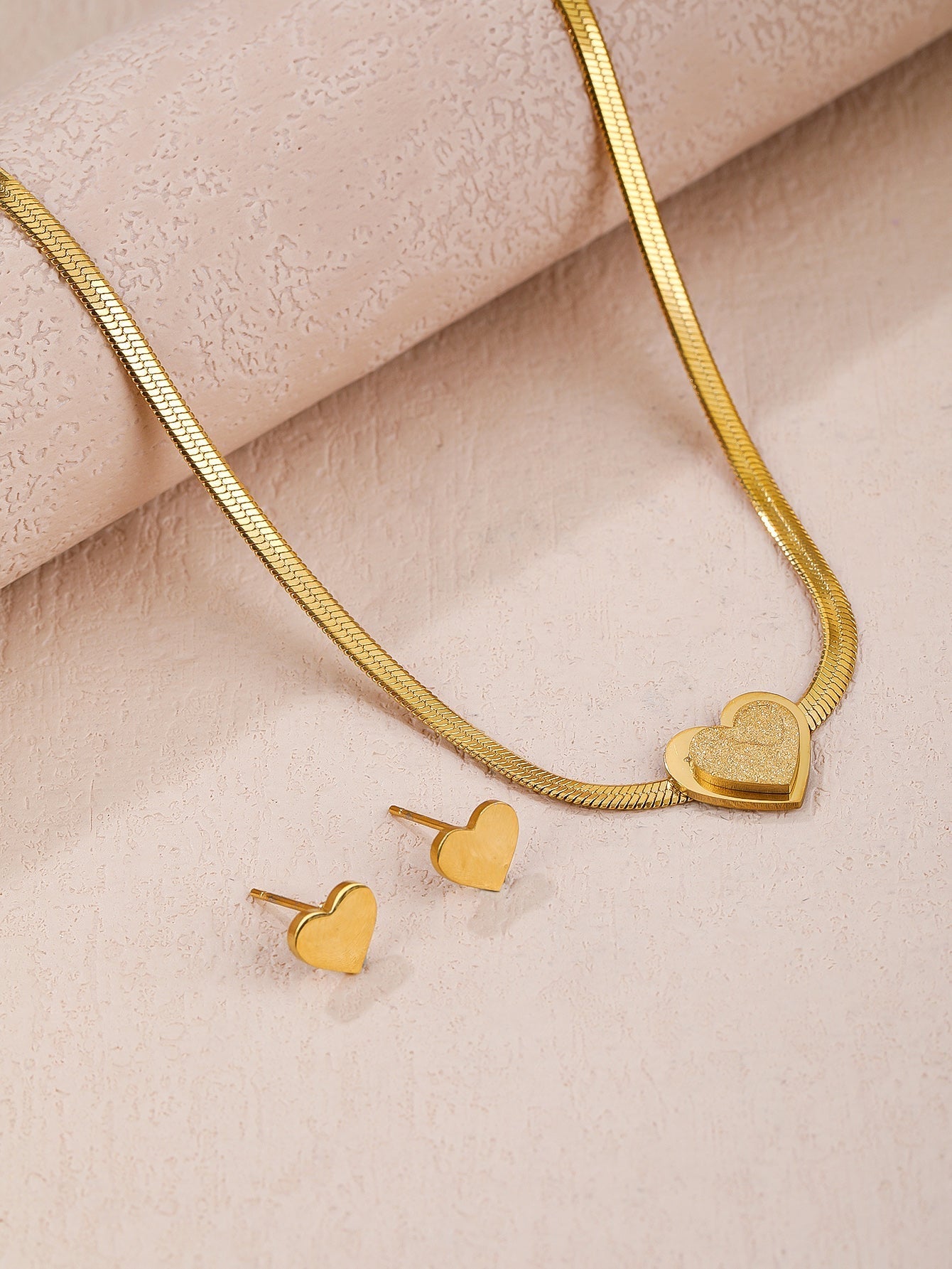One set for heart shape