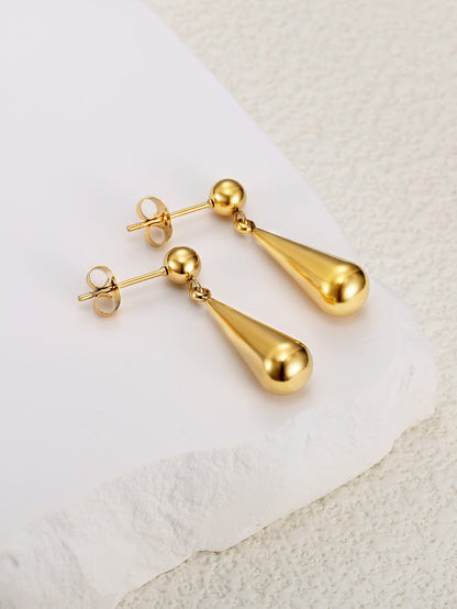 Women's stud earrings made of water droplets, made of stainless steel, modern and elegant, suitable for daily use and daily decoration, plated with 18 carat gold.