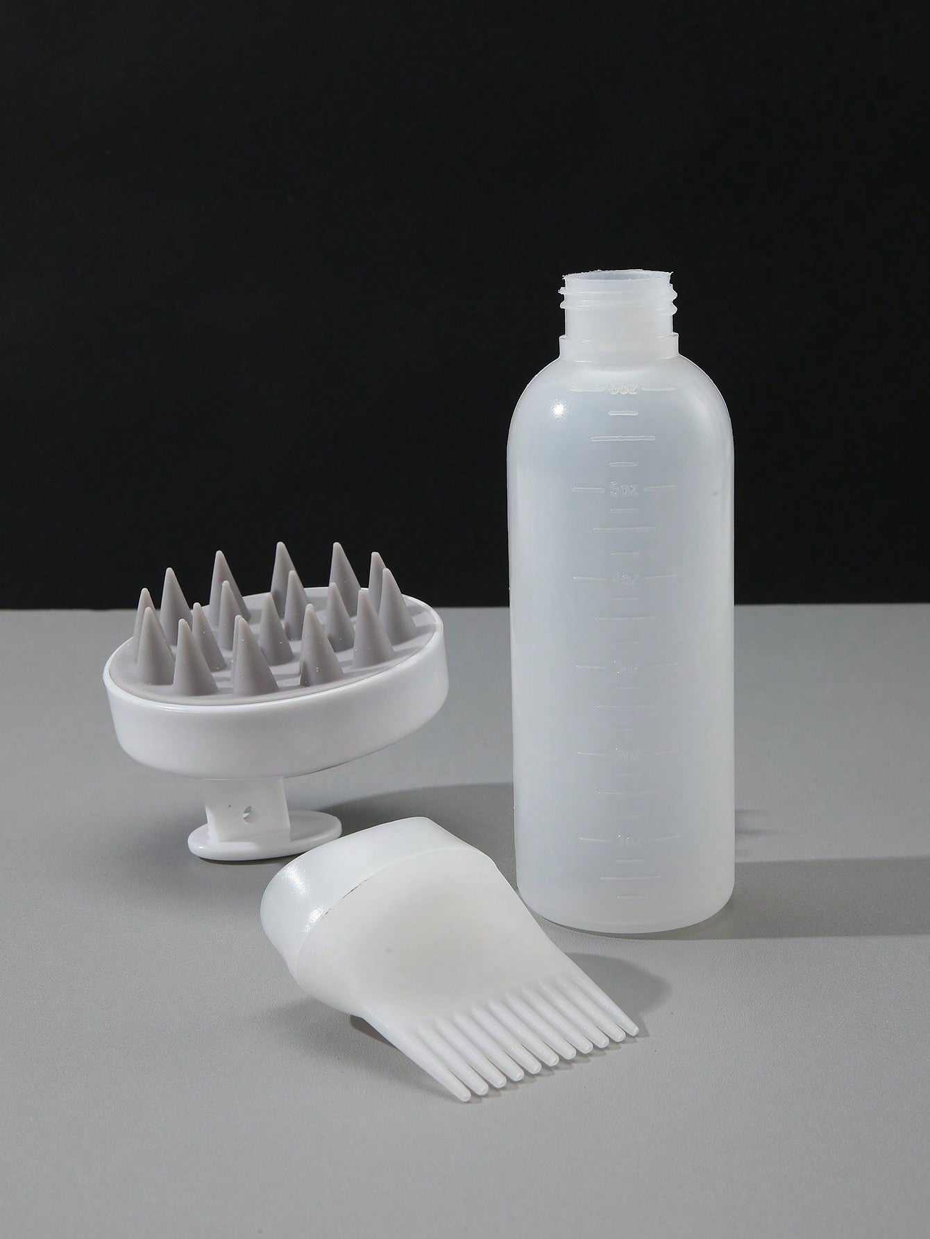 2-piece hair dye application brush set, hair dye brush bottles, oil shampoo bottle, dye comb, hair color styling tool. 1-piece soft plastic shampoo massage brush, colorful manual scalp massager, white hair brush.
