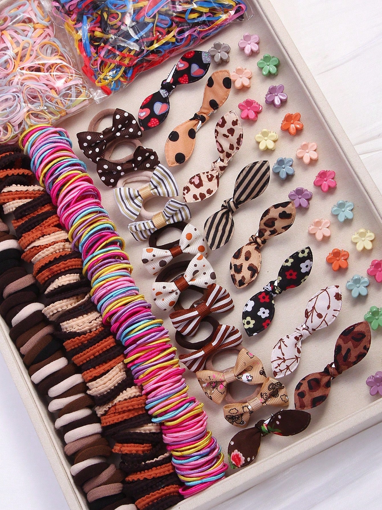 865 Piece Hair Accessories Set, Assorted Caramel Color Hair Clips and Ties for Girls, Comes in a Bag