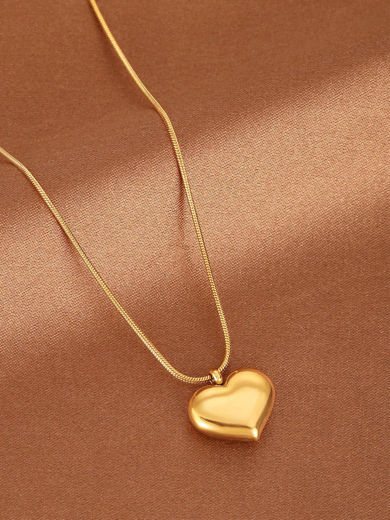 Gorgeous Women's 18K Gold Plated Stainless Steel Soft Peach Heart Pendant Necklace Best Friend Party Gifts