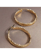 حلقان من الفولاذ المقاوم للصدأ باللون الذهبي اللامع ونمط يومي للملابس والإكسسوارات النسائية