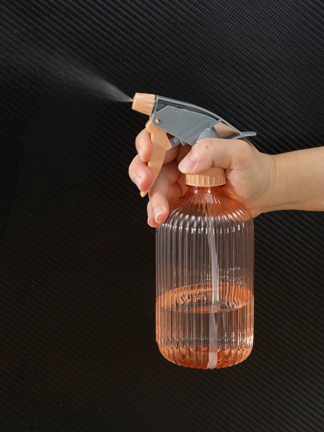 500ml Champagne Spray Bottle with Simple Vertical Stripes