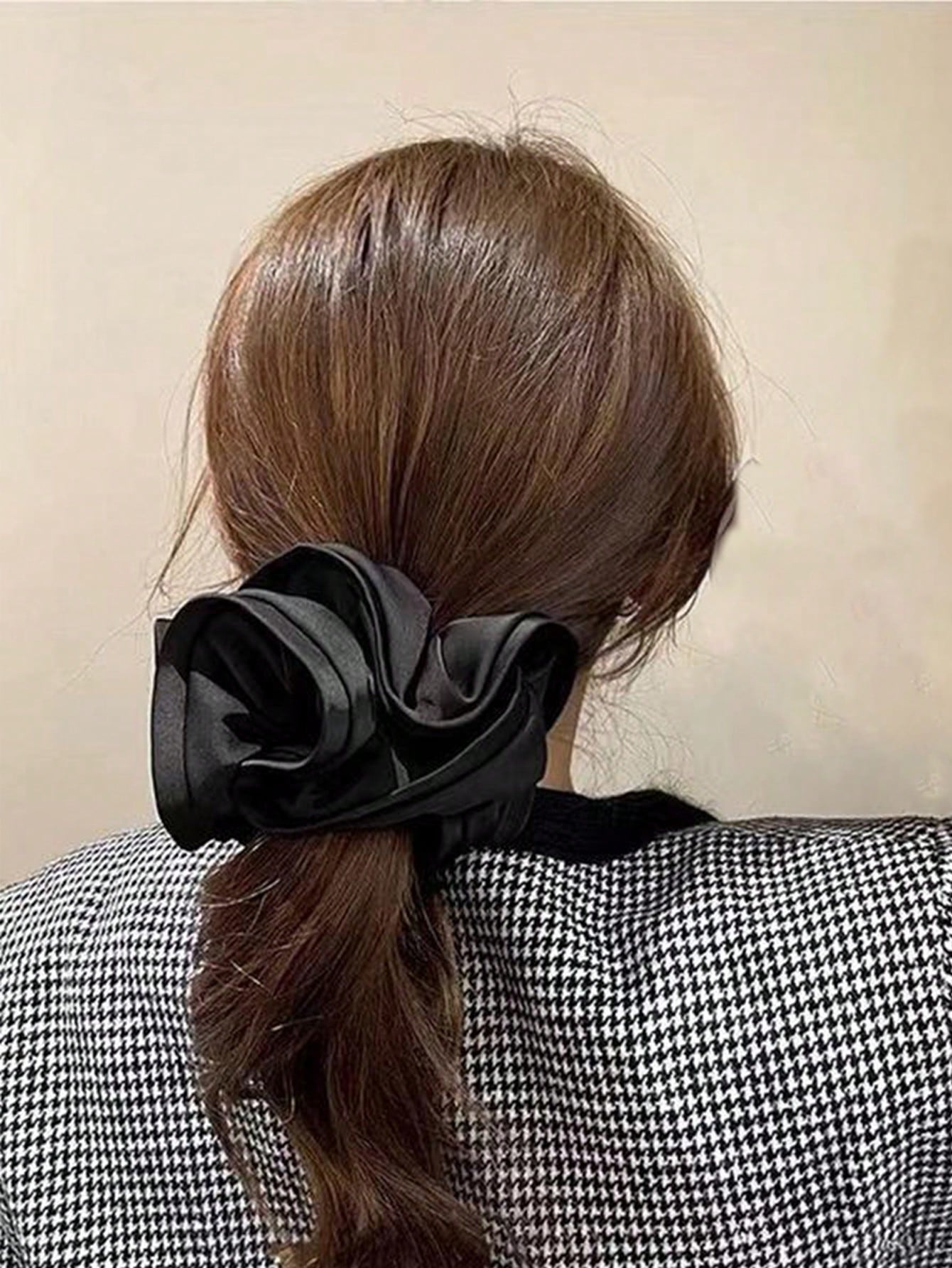 Elegant Black French Design Hair Band with Large Silk Bow Ear Design for Hair Black