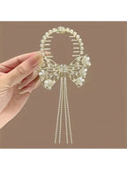 مشبك شعر فاخر من سبائك الألومنيوم بنقش دقيق من الفراشة المفرغة والزهور واللؤلؤ الصناعي، مشبك شعر بهيئة كريستالية جذابة وكرات معدنية متدرجة