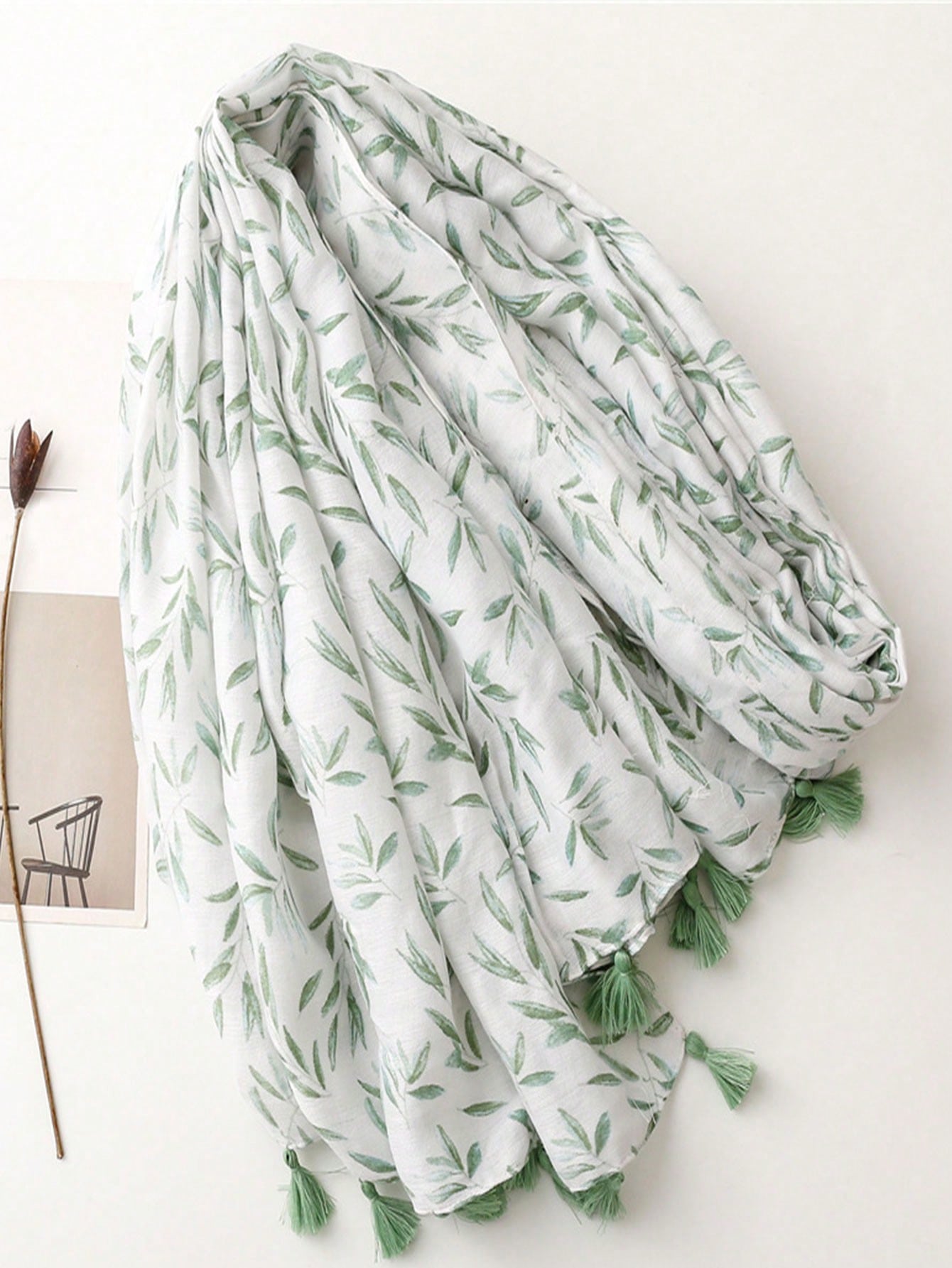 Women's Cotton Leni Print Scarf New Fashion Warm Sunscreen Beach Scarf Neckkerchief For Women Green