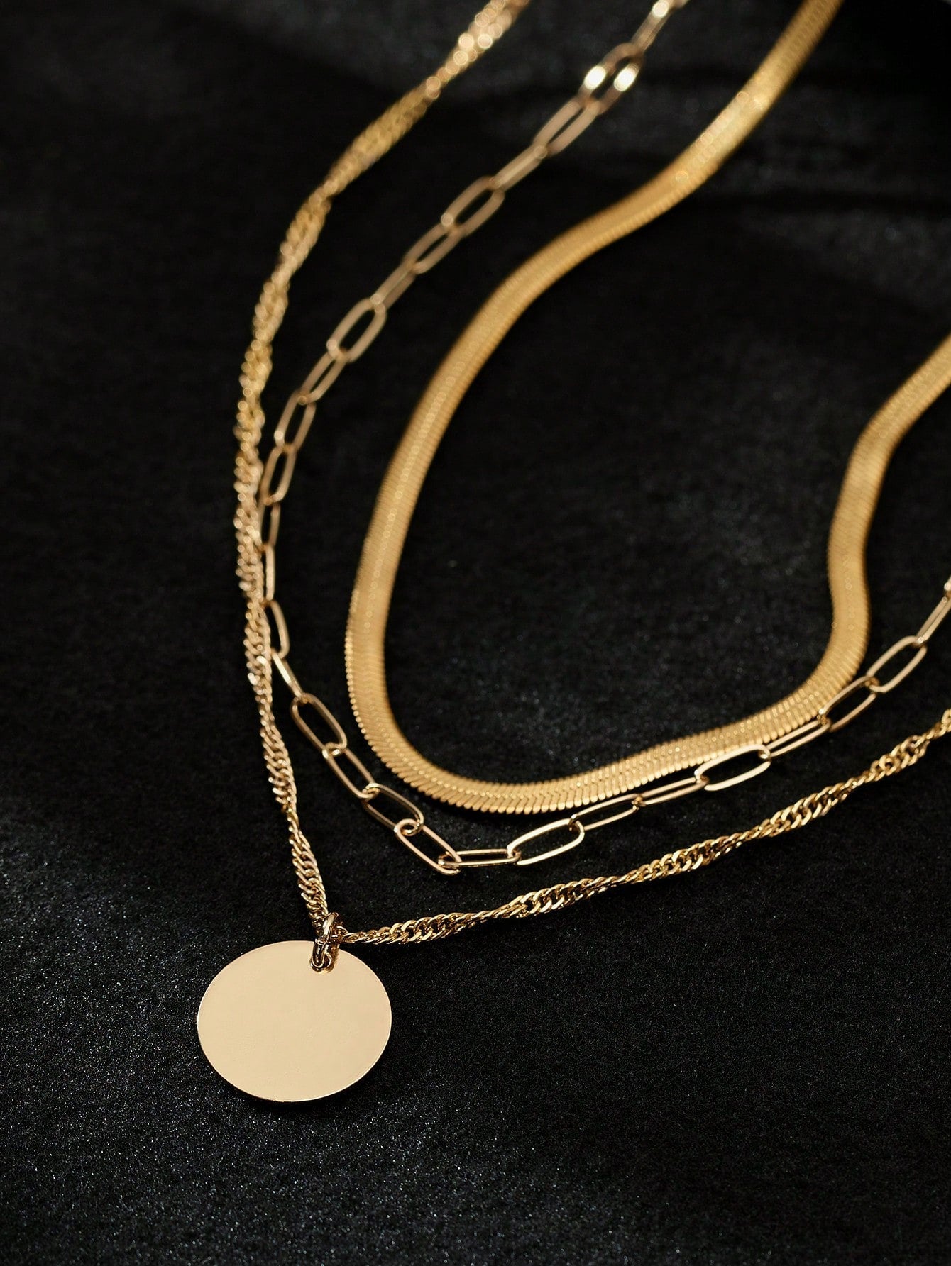3 pieces of seamlessly designed stainless steel reinforced gold metal necklaces featuring flat and round decorative chains in shiny gold tone, with a gold square clasp, suitable for women to wear during holidays and parties