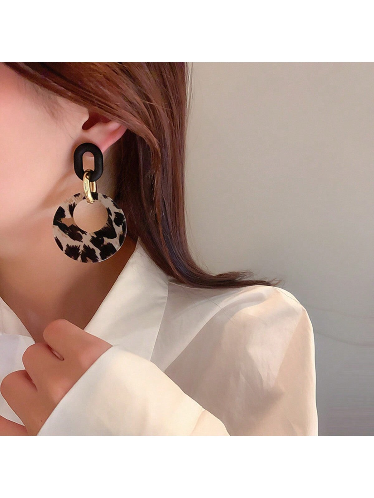 Leopard Pattern Chain Dangle Earrings