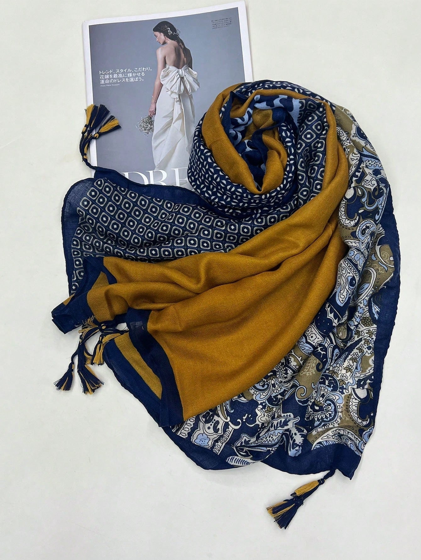 Multi-color sunscreen scarf is a must-have for women traveling, fashionable, simple and charming, classic elegant style, elegant