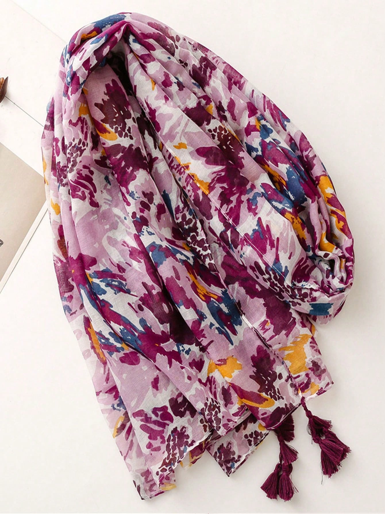 Multi-color sunscreen scarf is a must-have for women travelers, fashionable, simple and charming, classic elegant style, elegant and vintage
