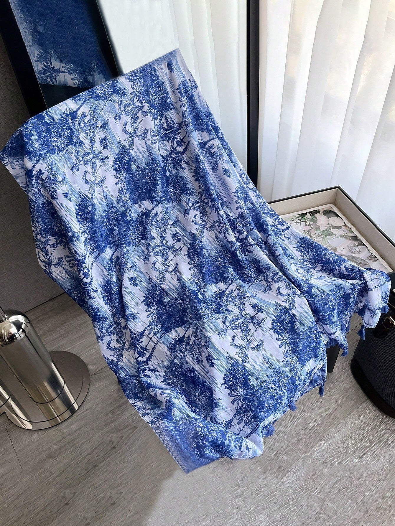 Cotton Linen Scarf with Plant Print Necklace, Multi-Purpose Decorated Beach Towel, Sunscreen, and Travel Shawl