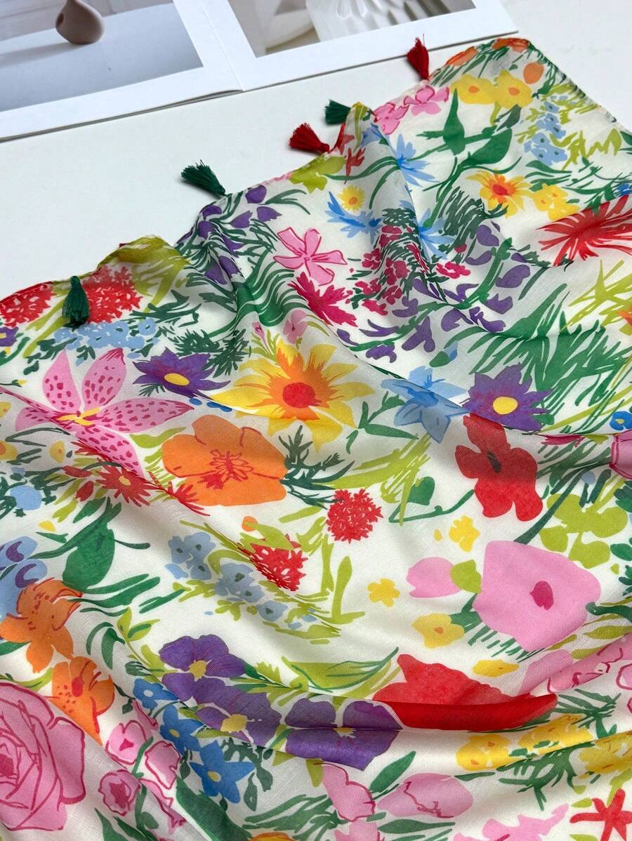 New digital printed scarf, simple beach accessories, women's silk scarf, sun protection, beach scarf, head scarf, multi-purpose long scarf, suitable for spring and summer