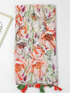 وشاح/لفافة شاطئية مزينة بشرابات وطبعة زهور، قطعة واحدة، مناسبة لفصلي الربيع والخريف. 