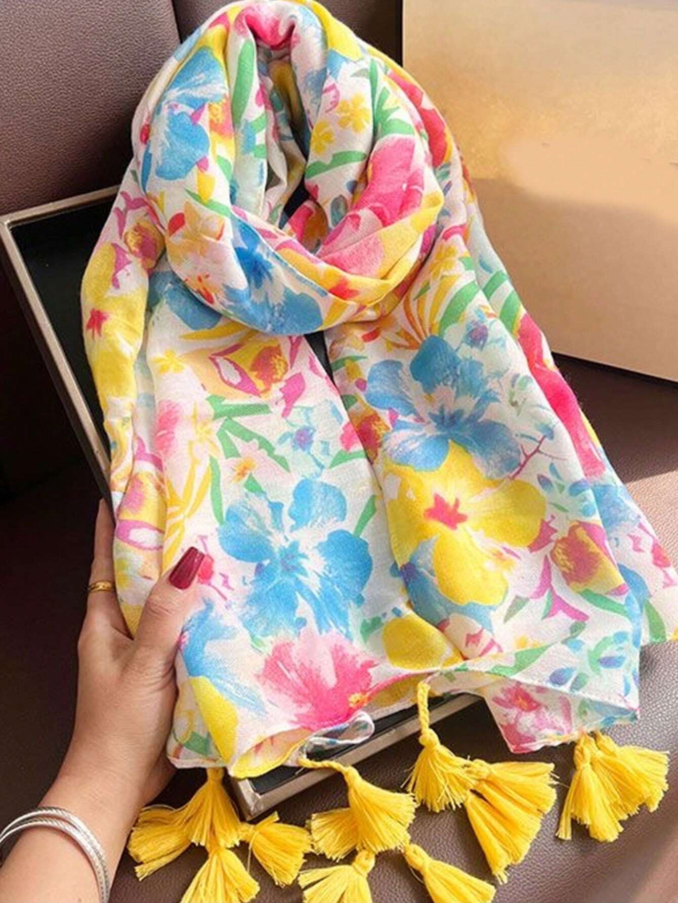 Women's Modern Printed Linen Cotton Scarf, Warm Sunscreen Beach Scarf, Neck Gaiter, Ladies Yellow