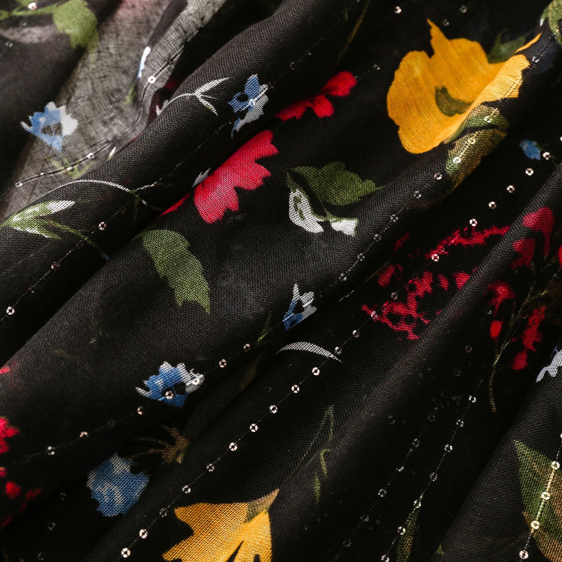 Hot Selling Women Elegant Black Flower Printed Cotton Fringe Hijabs With Sequins Muslim Women Sequin Glitter Cotton Head Scarfs