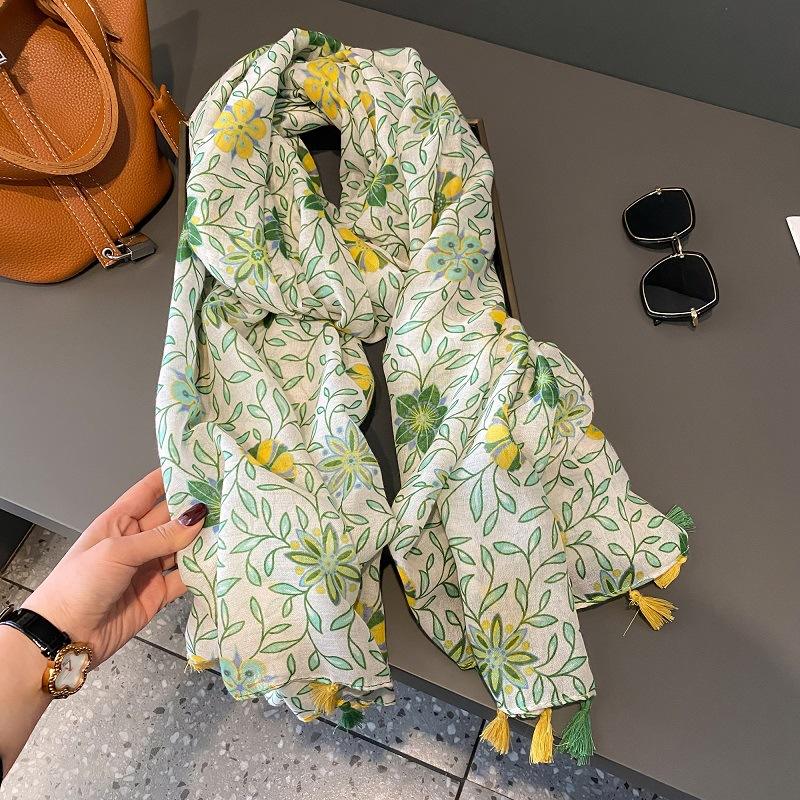 Manufacturer Europe New Spring Green Leaf Flower Pattern Shawls for Women Long Large Cat Animals Print Stylish Scarf With Tassel