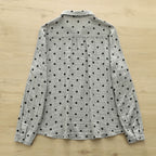 بيع مباشر من المصنع: قميص نسائي من القطن الخالص، مطبوع عليه نقاط بولكا يابانية كلاسيكية، بطبقتين من الشاش، بتصميم فني. قميص بياقة دمية من الشاش القطني.