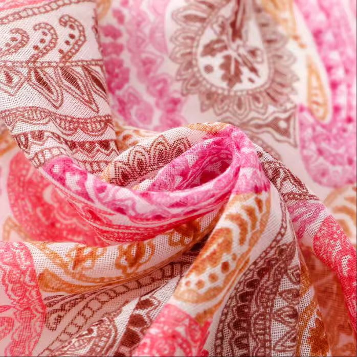 Scarf Manufacture Custom Silk Scarf with Silk Screen Printing for Autumn Season